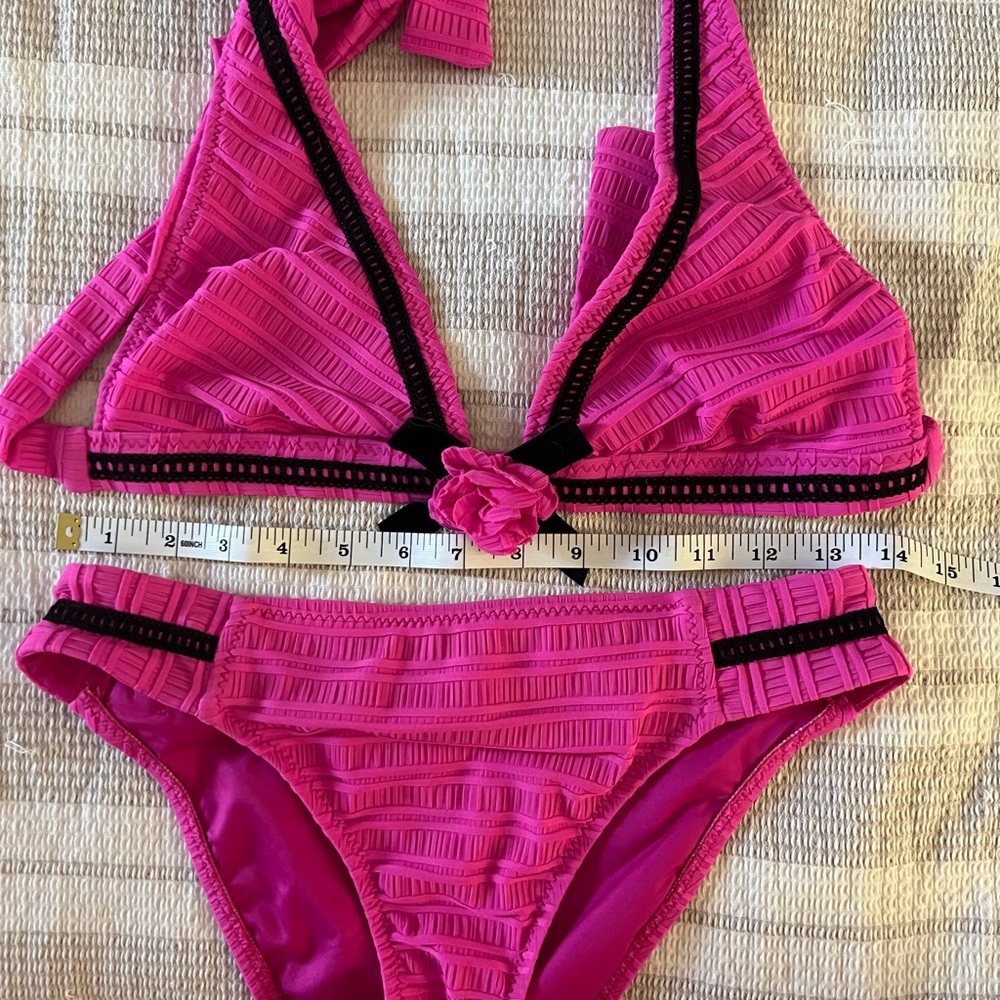 Hot pink and black Betsey Johnson bikini size medium